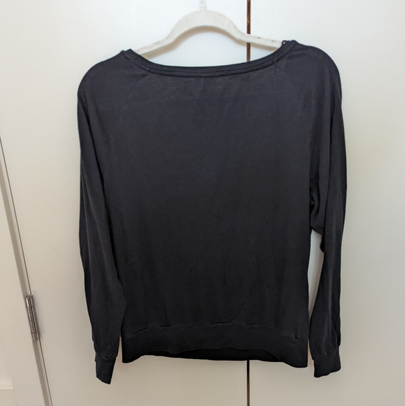 PINK loose black long sleeved tee - Picture 2 of 9